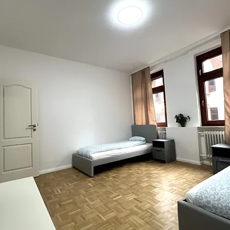 Monteur- & Familienapartment 6 Personen Apartmán Offenbach am Main
